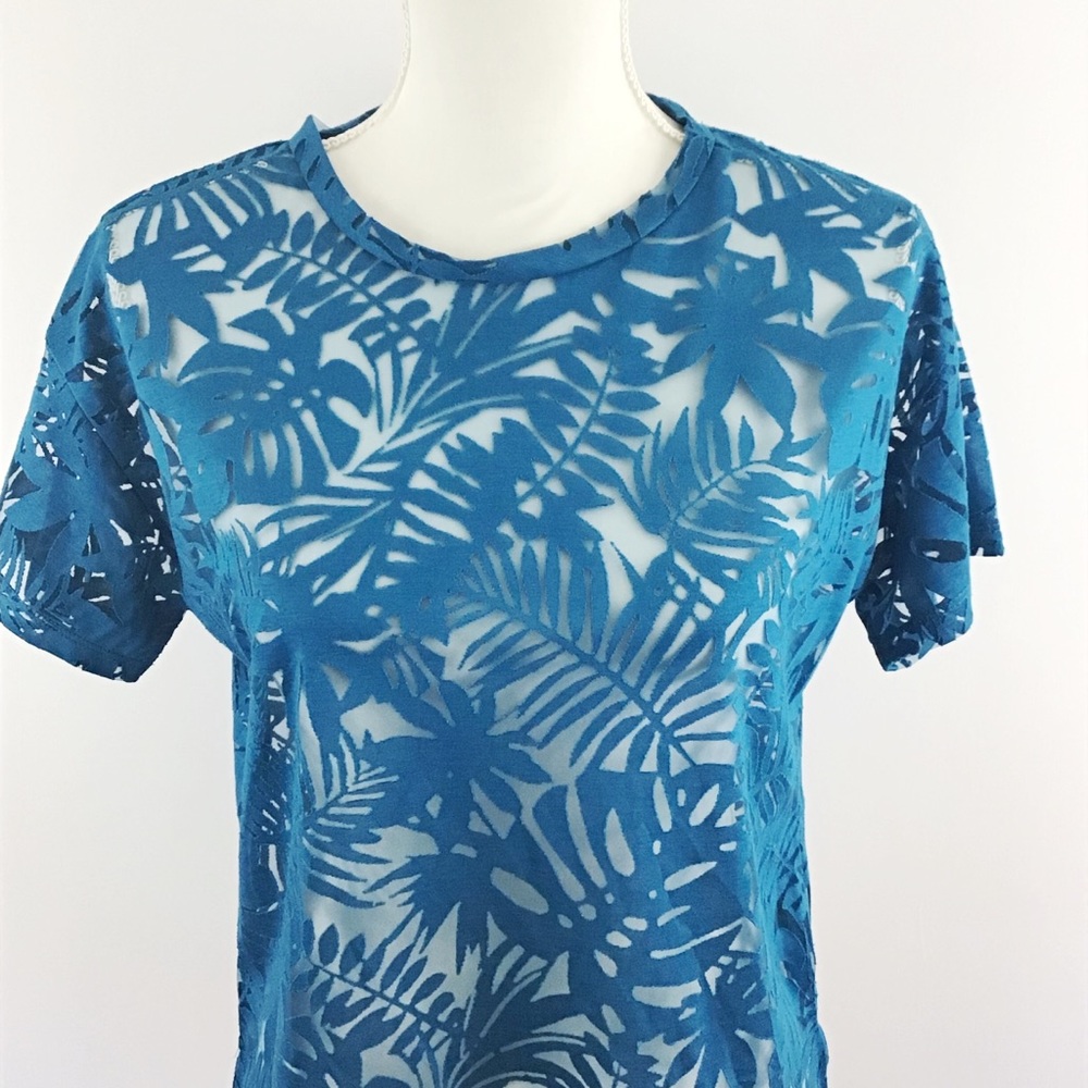 **2 FOR $20** SIMPLY STYLED BLUE TROPICAL LACE BLOUSE